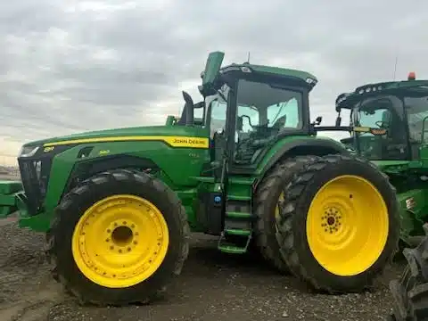 Gallery image 2 for Used 2023 John Deere 8R 340 Tractor