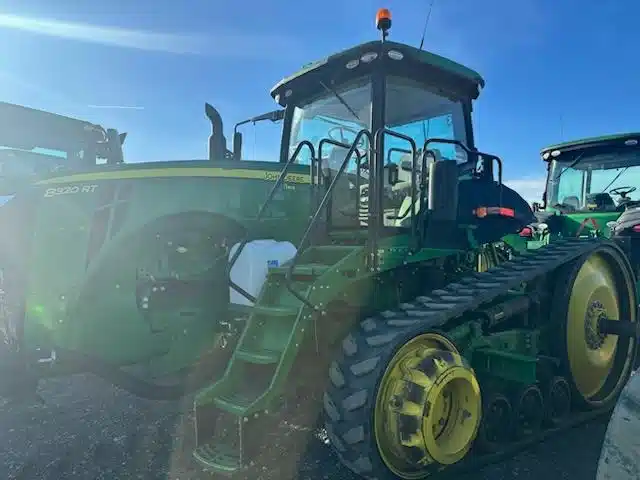 Gallery image 1 for Used 2019 John Deere 8320RT Tractor