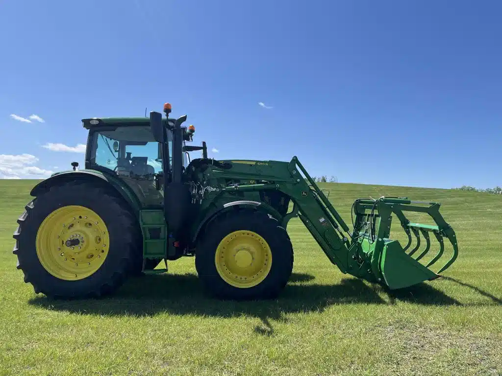 Gallery image 2 for New 2024 John Deere 6R 175 Tractor