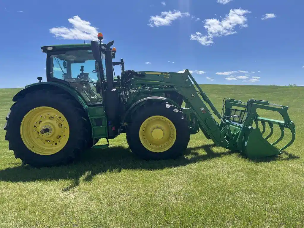 Gallery image 2 for New 2024 John Deere 6R 175 Tractor