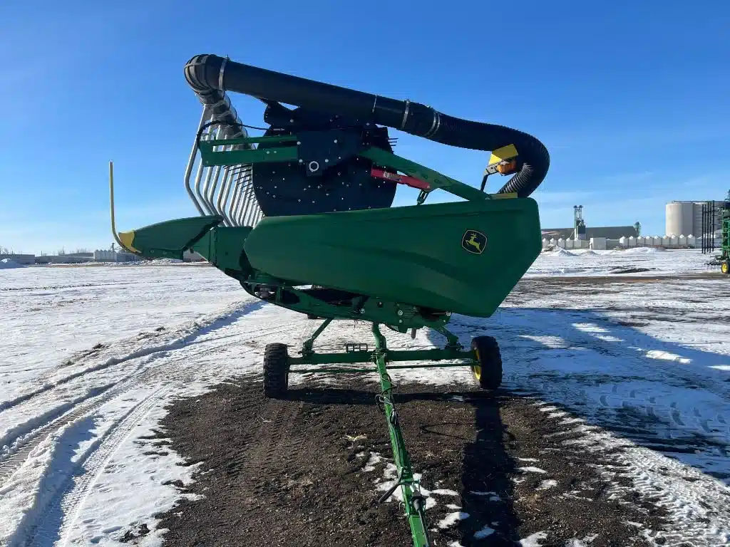 Gallery image 2 for 2022 John Deere HD45F Header - Flex Draper