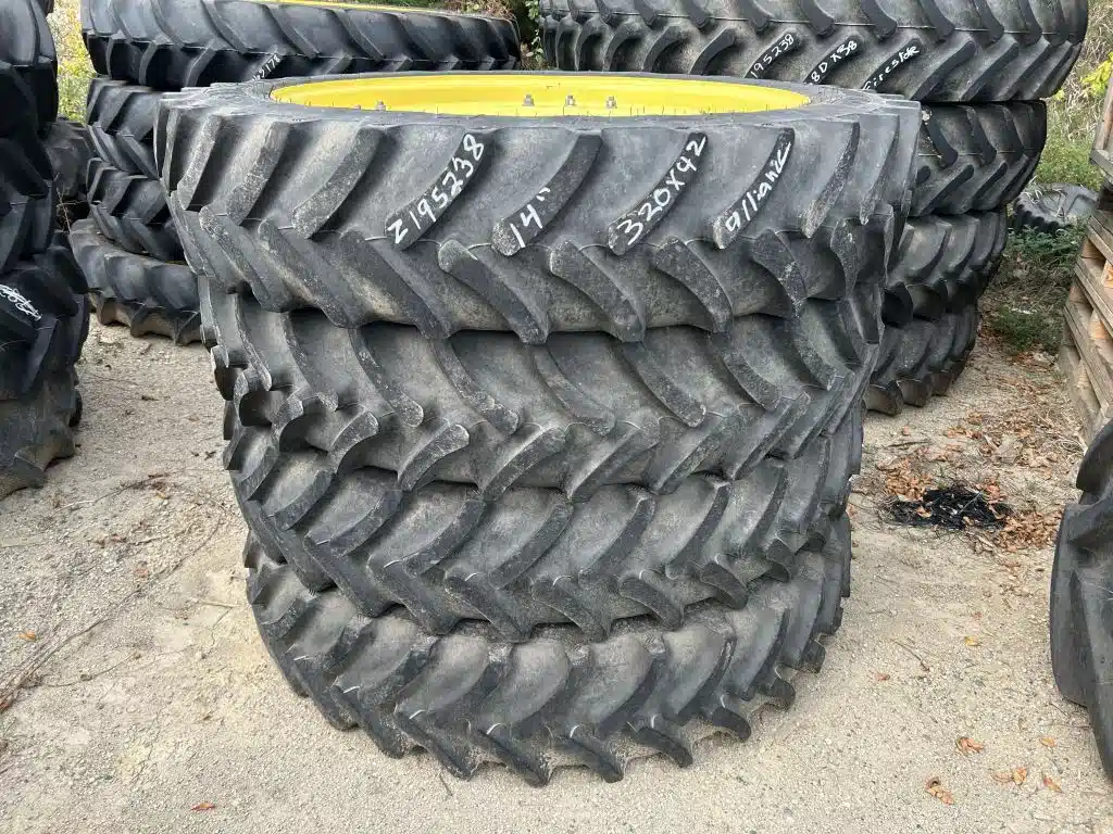 Goodyear 380/54, 320/ Tires
