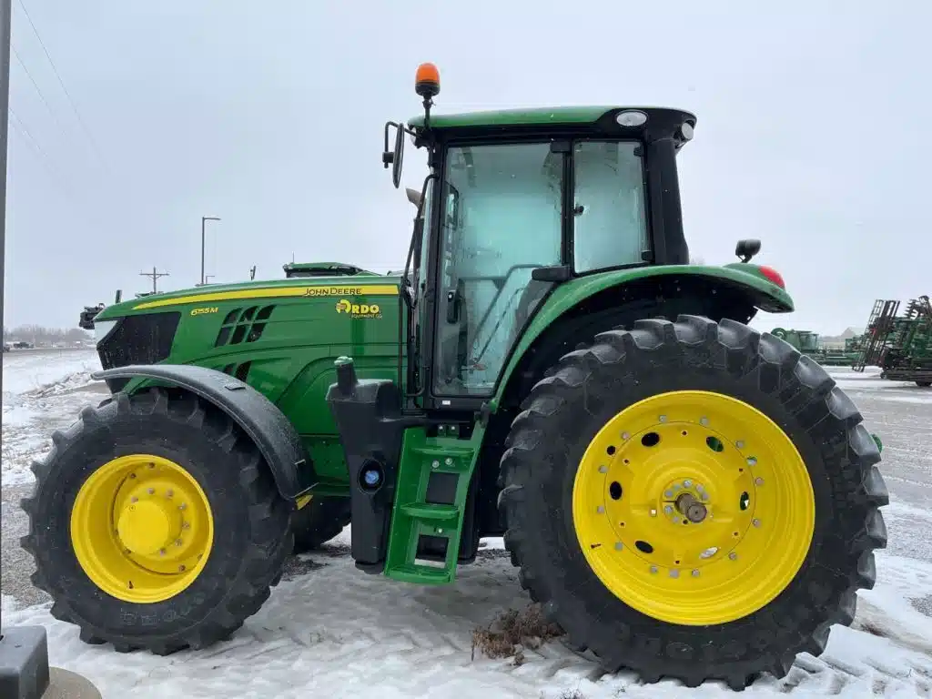 Gallery image 2 for 2025 John Deere 6155M Tractor