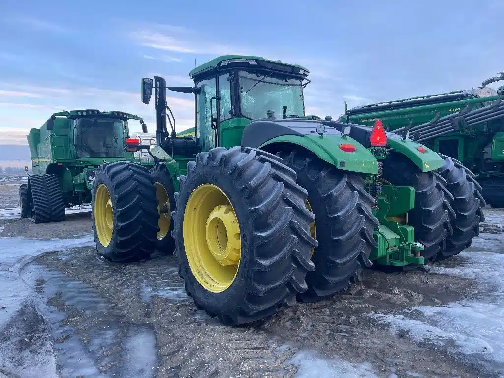 Gallery image 2 for 2024 John Deere 9R 640 Tractor