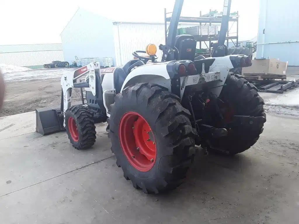 Gallery image 2 for 2011 Bobcat CT445 Tractor