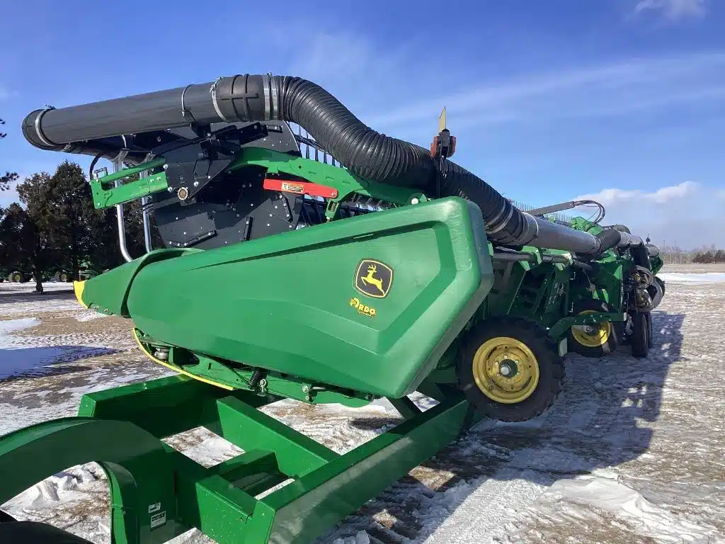 Gallery image 2 for 2022 John Deere HD50F Header - Flex