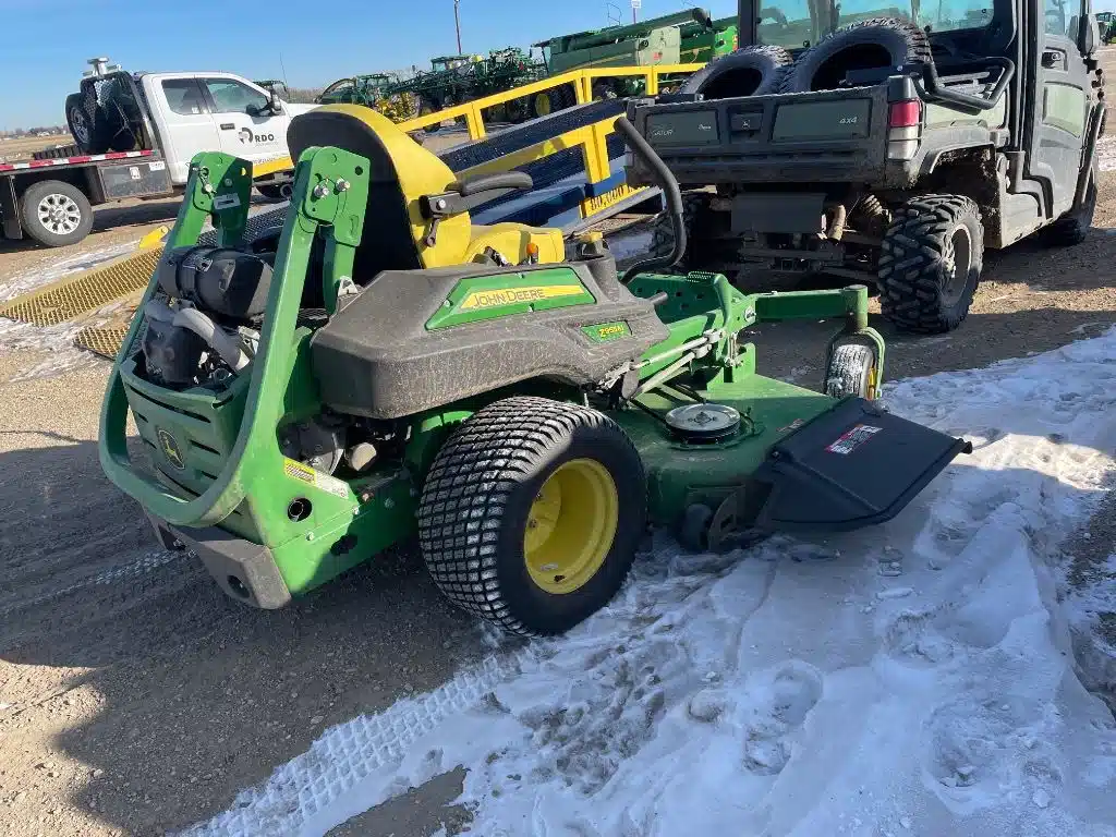 Gallery image 2 for 2019 John Deere Z955M Mower - Zero Turn
