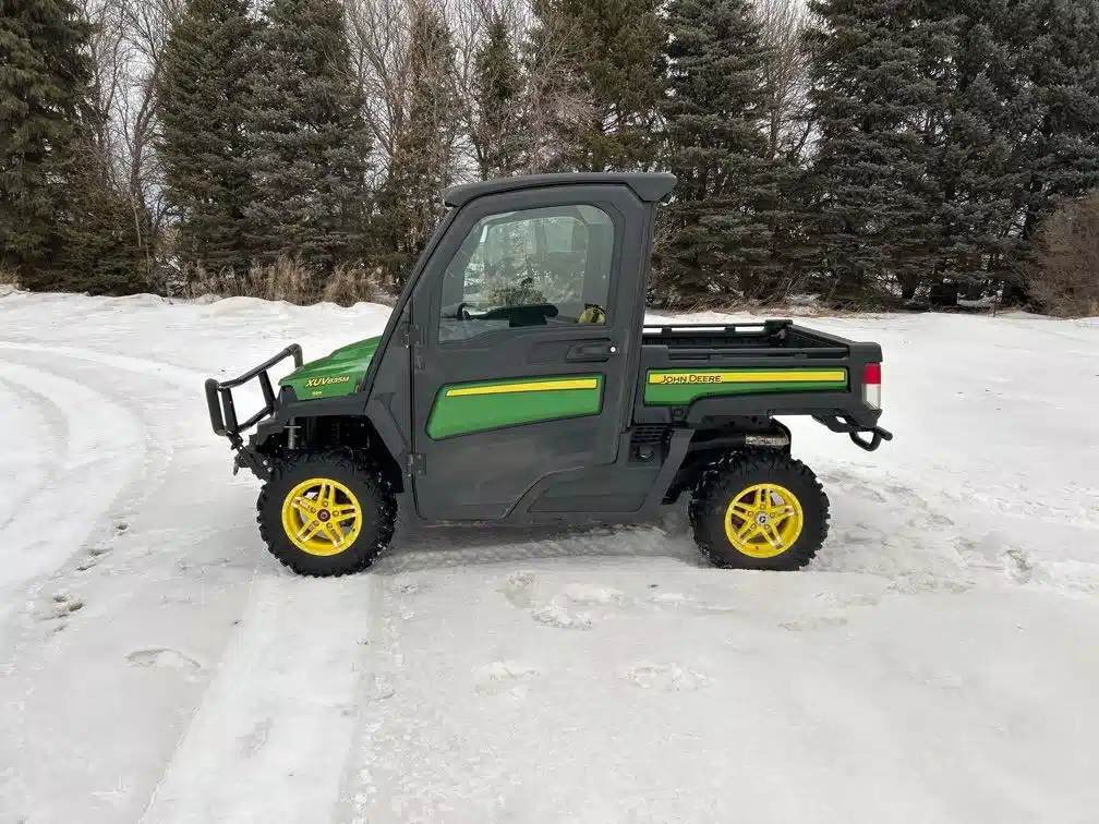 Gallery image 2 for 2020 John Deere XUV 835M Utility Vehicle