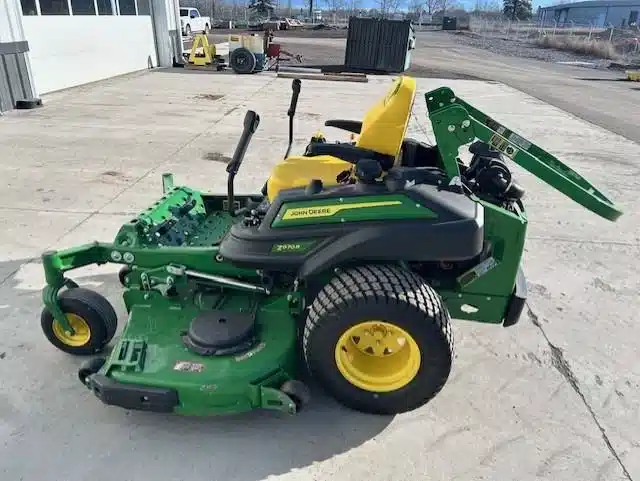 Gallery image 2 for 2024 John Deere Z970R Mower - Zero Turn