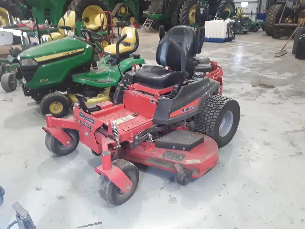 2016 SI COURIER XT Mower - Zero Turn