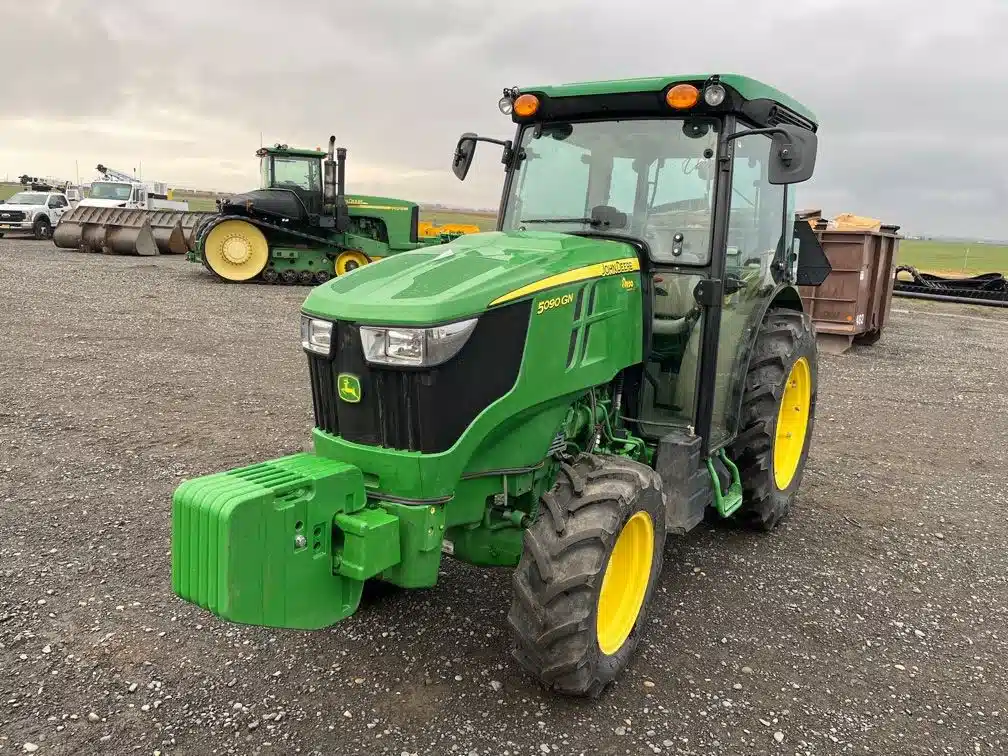 Photo de la Galerie 1 pour 2022 John Deere 5090GN Tracteur