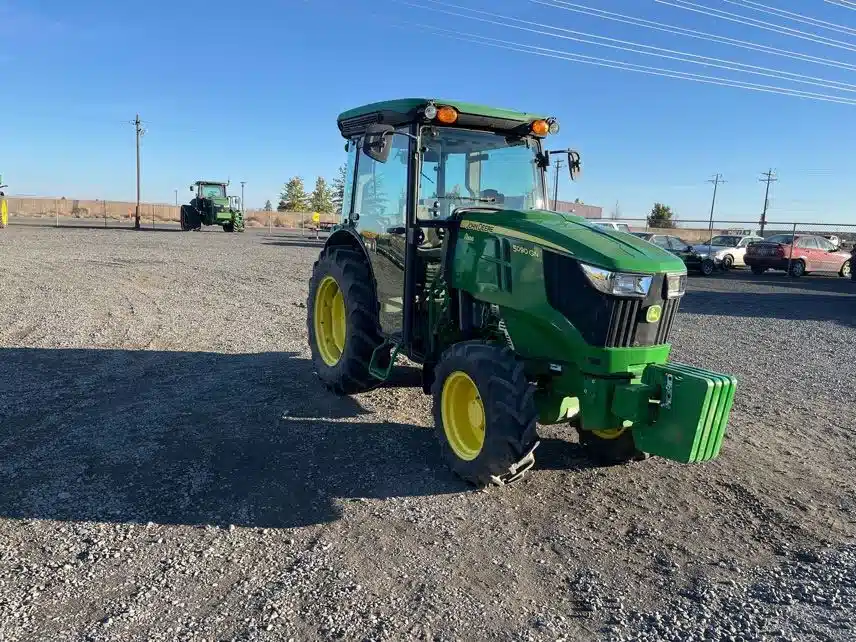 Gallery image 1 for 2022 John Deere 5090GN Tractor