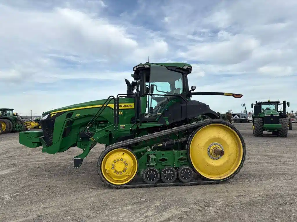 Gallery image 2 for 2022 John Deere 8RT 310 Tractor