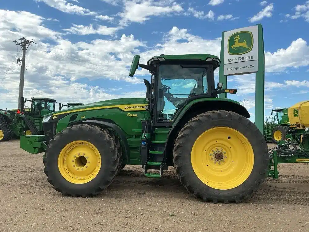 Photo de la Galerie 2 pour 2024 John Deere 8R 410 Tracteur