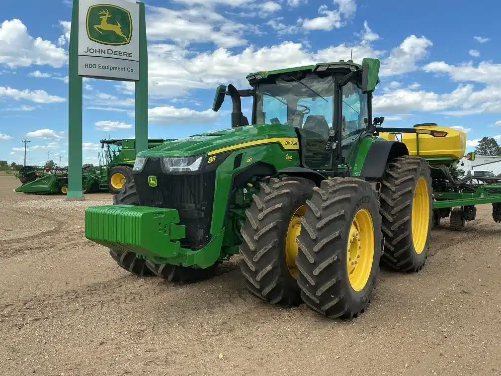 Photo de la Galerie 1 pour 2024 John Deere 8R 410 Tracteur