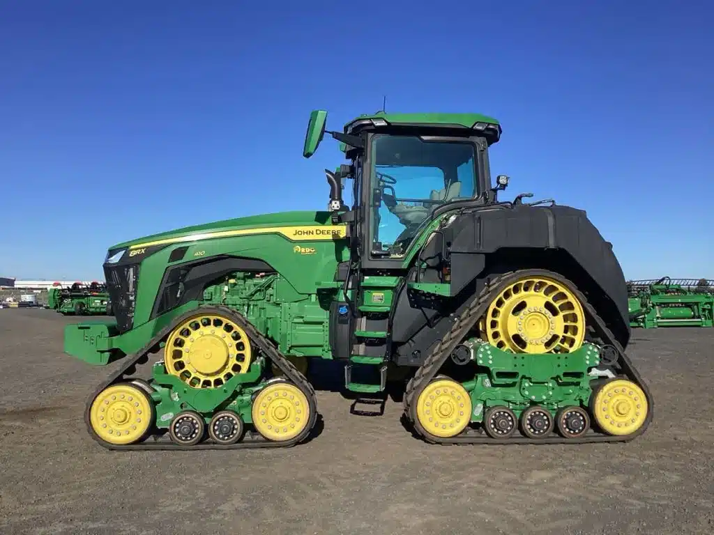 Photo de la Galerie 2 pour 2025 John Deere 8RX 410 Tracteur