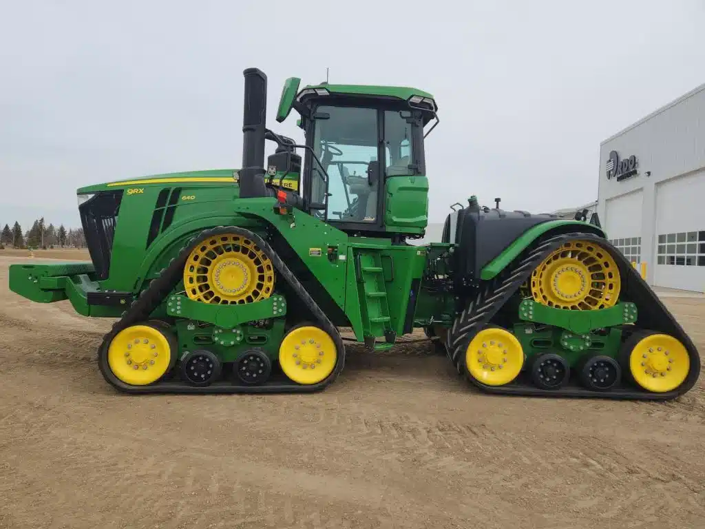 Gallery image 2 for 2024 John Deere 9RX 640 Tractor