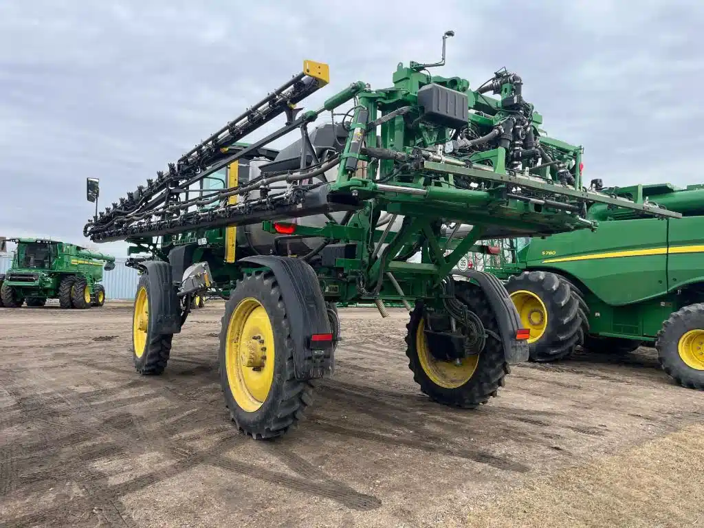 Gallery image 2 for 2023 John Deere 412R Sprayer - Self Propelled