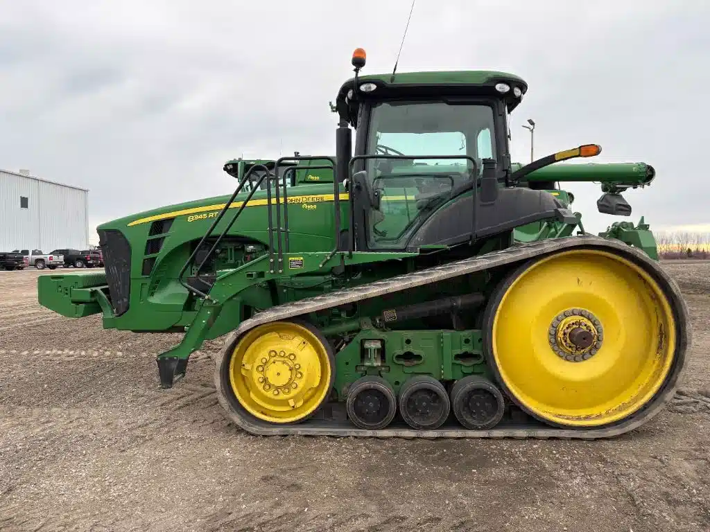 Gallery image 2 for 2010 John Deere 8345RT Tractor