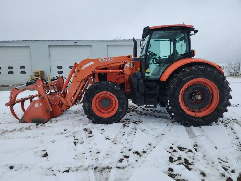 Gallery image 2 for Kubota M7-171 Tractor