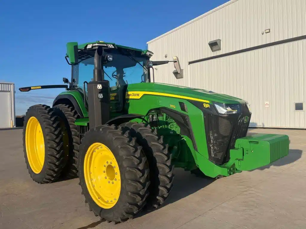 Gallery image 1 for 2021 John Deere 8R 370 Tractor