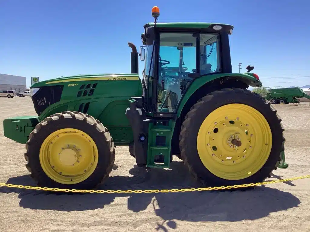 Photo de la Galerie 2 pour 2024 John Deere 6155M Tracteur