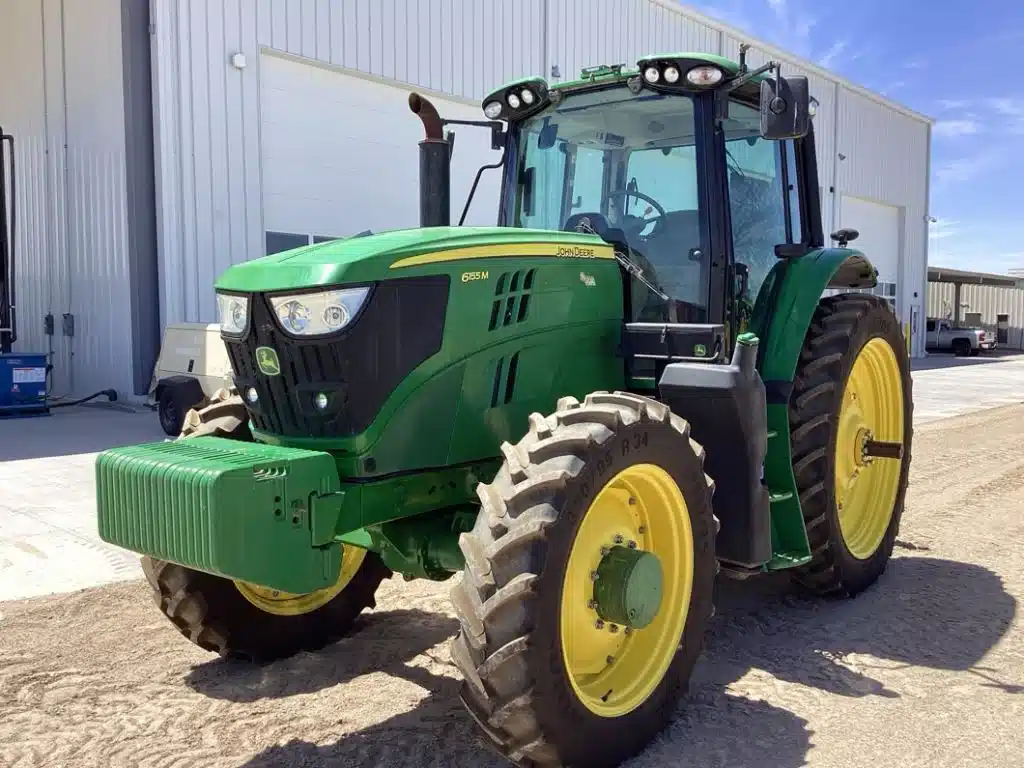 Photo de la Galerie 1 pour 2024 John Deere 6155M Tracteur