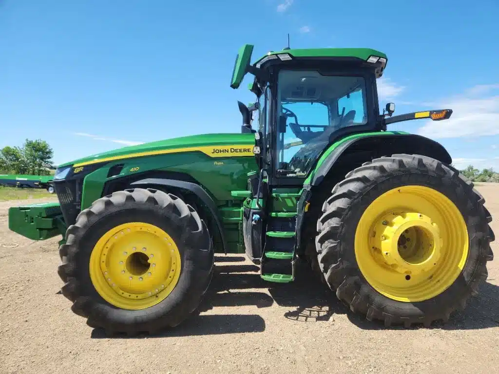 Photo de la Galerie 2 pour 2023 John Deere 8R 410 Tracteur