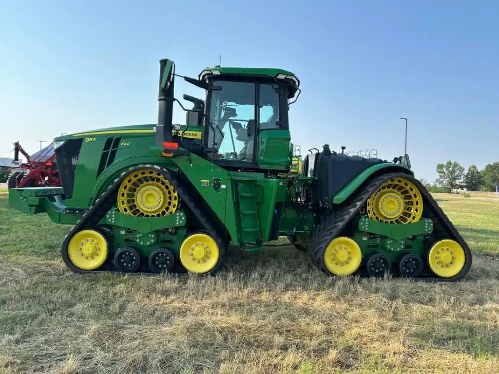 Gallery image 2 for 2024 John Deere 9RX 640 Tractor