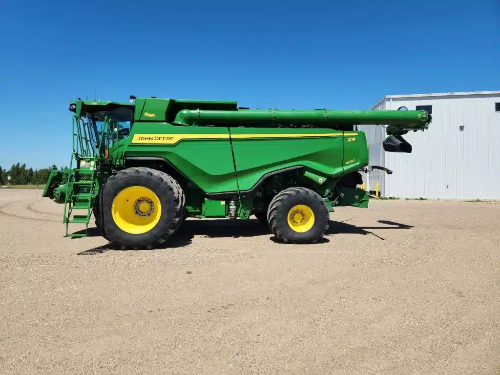 Photo de la Galerie 2 pour 2023 John Deere X9 1000 Batteuse