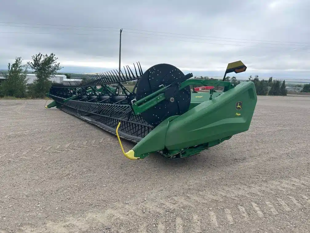 Gallery image 1 for 2023 John Deere HD45F Header - Flex Draper