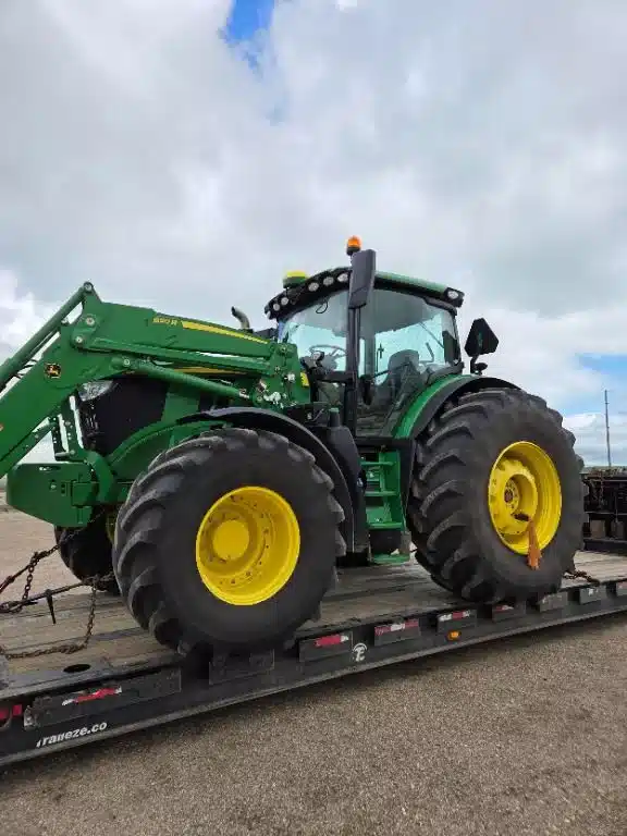 Photo de la Galerie 1 pour 2025 John Deere 6R 195 Tracteur