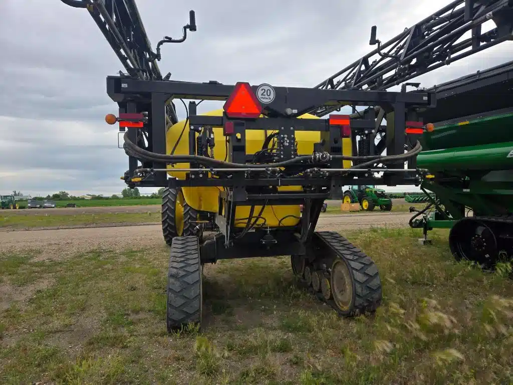 Gallery image 2 for 2023 Fast FS9524T Sprayer - Self Propelled