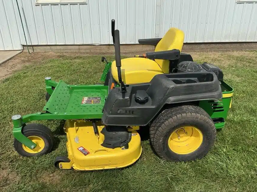 Gallery image 2 for 2016 John Deere Z540M Mower - Zero Turn