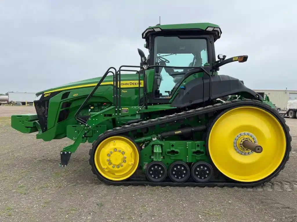 Gallery image 2 for 2024 John Deere 8RT 410 Tractor