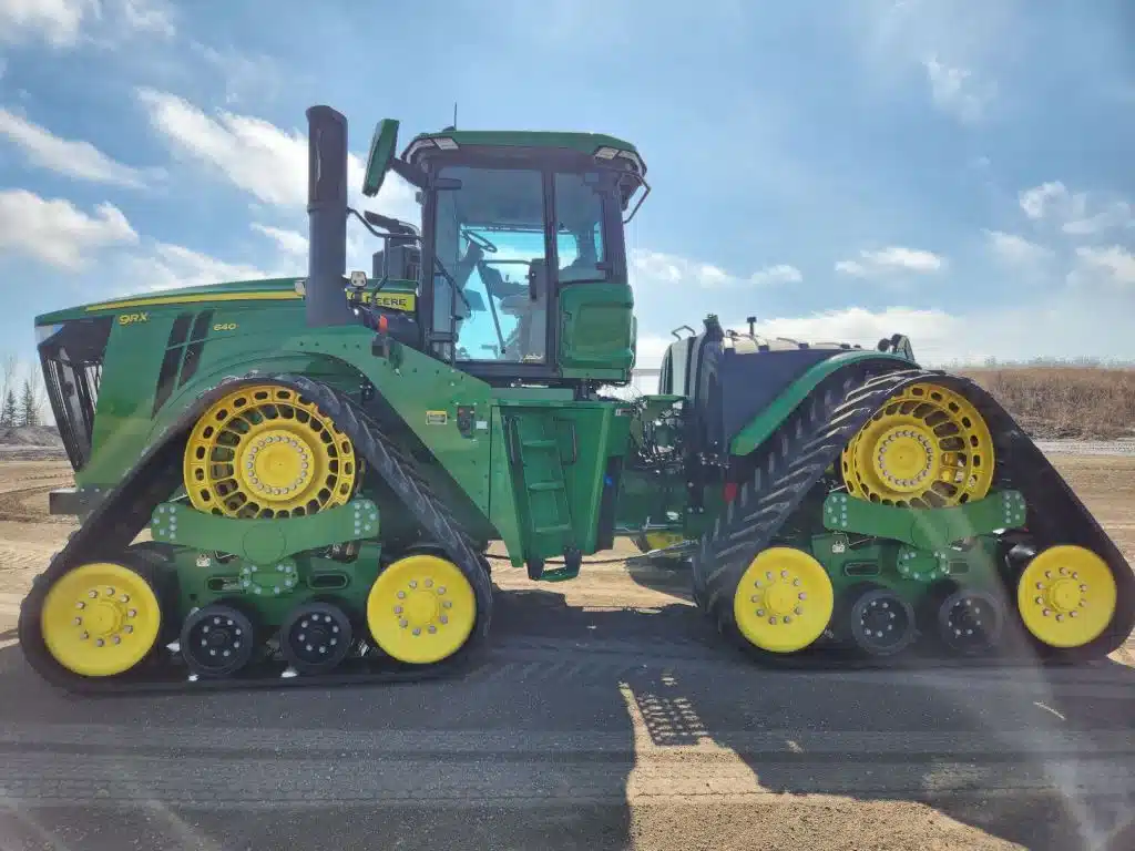 Gallery image 2 for 2024 John Deere 9RX 640 Tractor