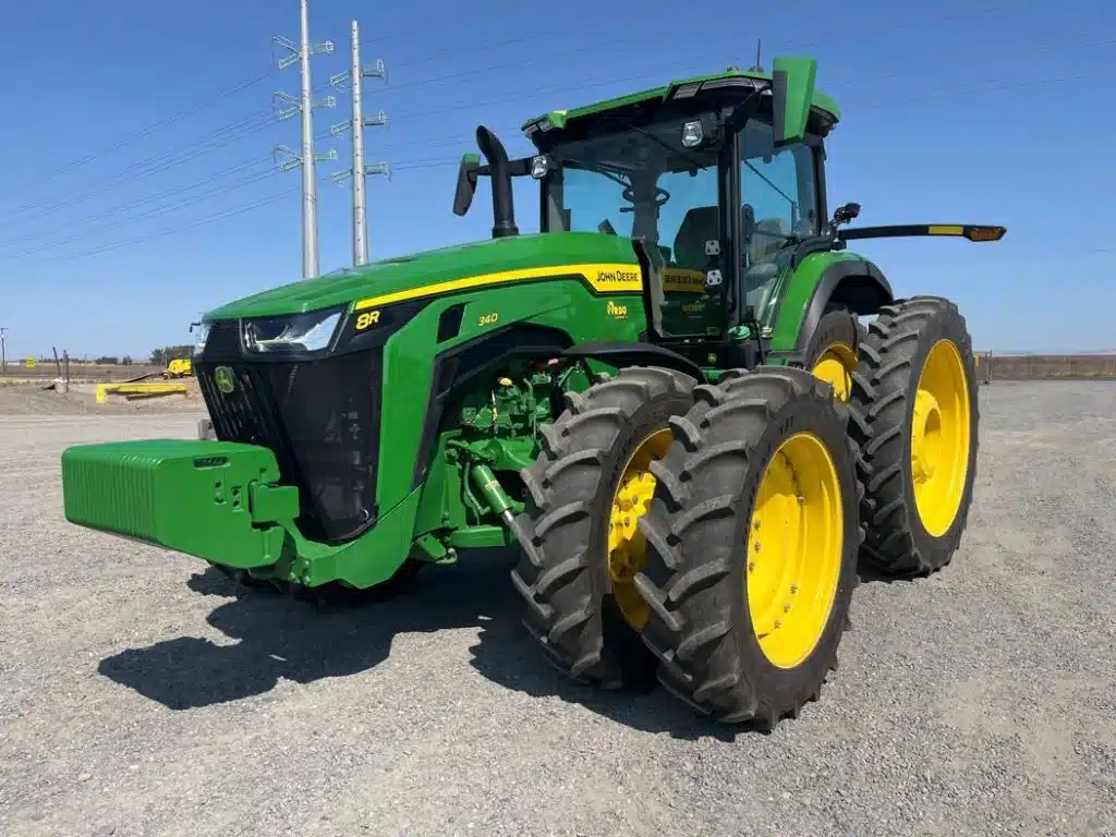 Photo de la Galerie 1 pour 2025 John Deere 8R 340 Tracteur