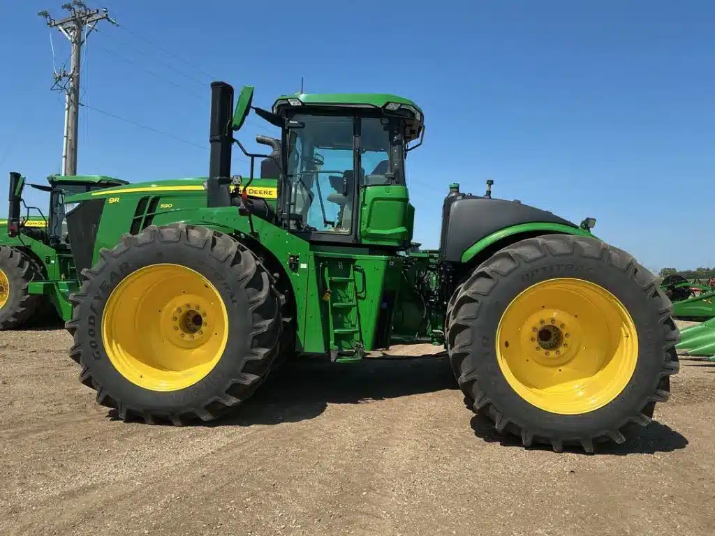 Gallery image 2 for 2022 John Deere 9R 590 Tractor