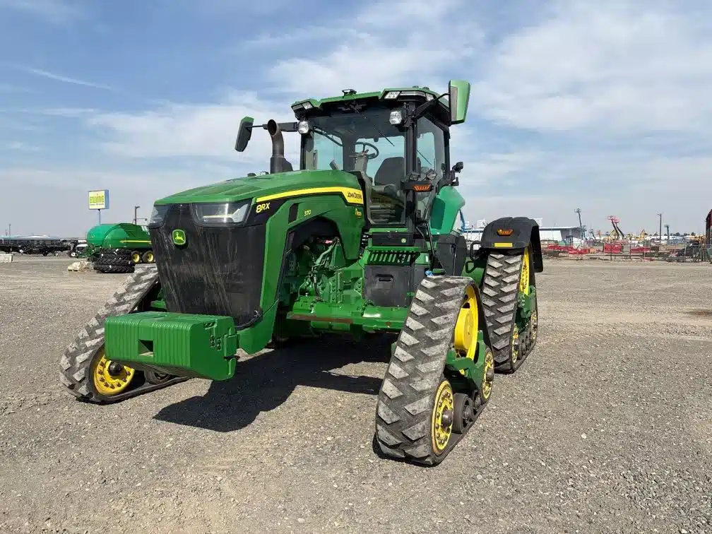 Photo de la Galerie 1 pour 2021 John Deere 8R 370 Tracteur