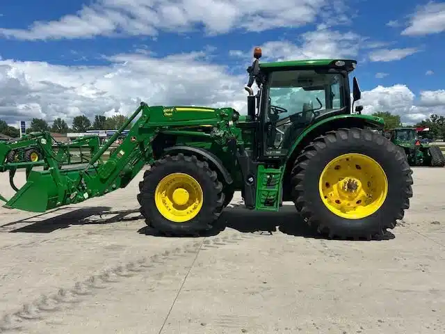 Gallery image 2 for 2025 John Deere 6R 155 Tractor