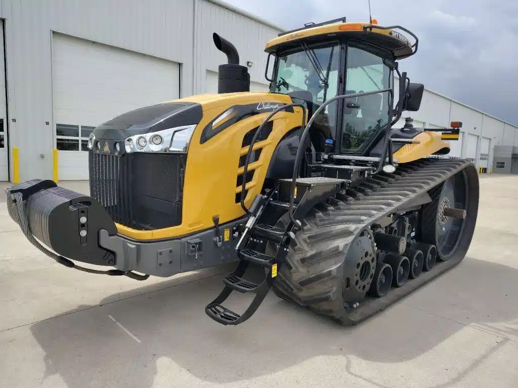Gallery image 1 for 2017 Agco MT865E Tractor