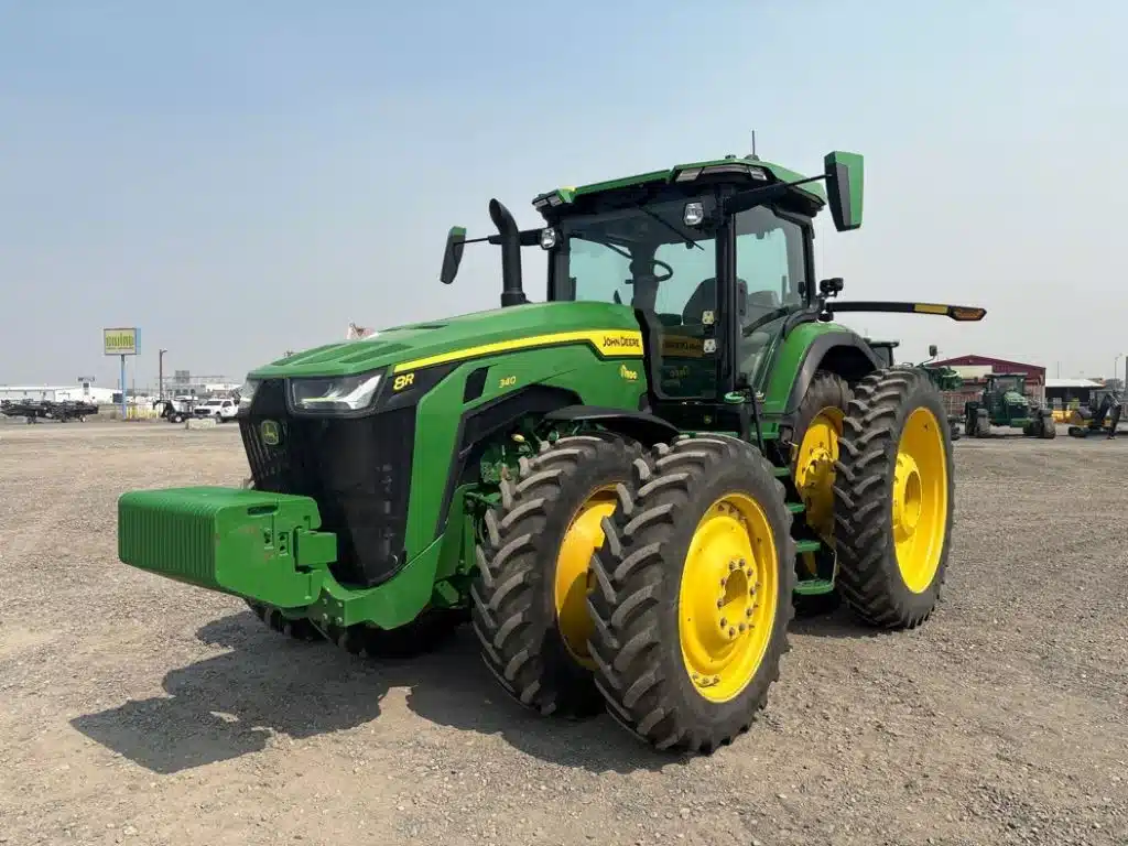 Gallery image 1 for 2025 John Deere 8R 340 Tractor