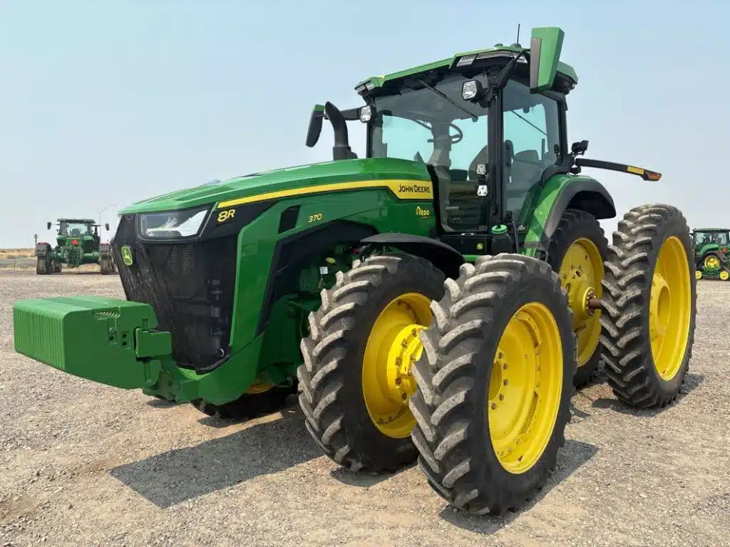 Photo de la Galerie 1 pour 2025 John Deere 8R 370 Tracteur