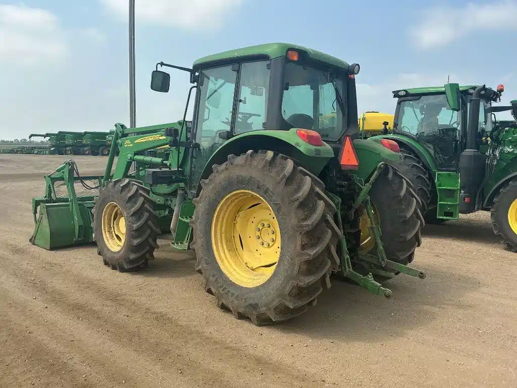 Gallery image 2 for 2009 John Deere 6430 Tractor