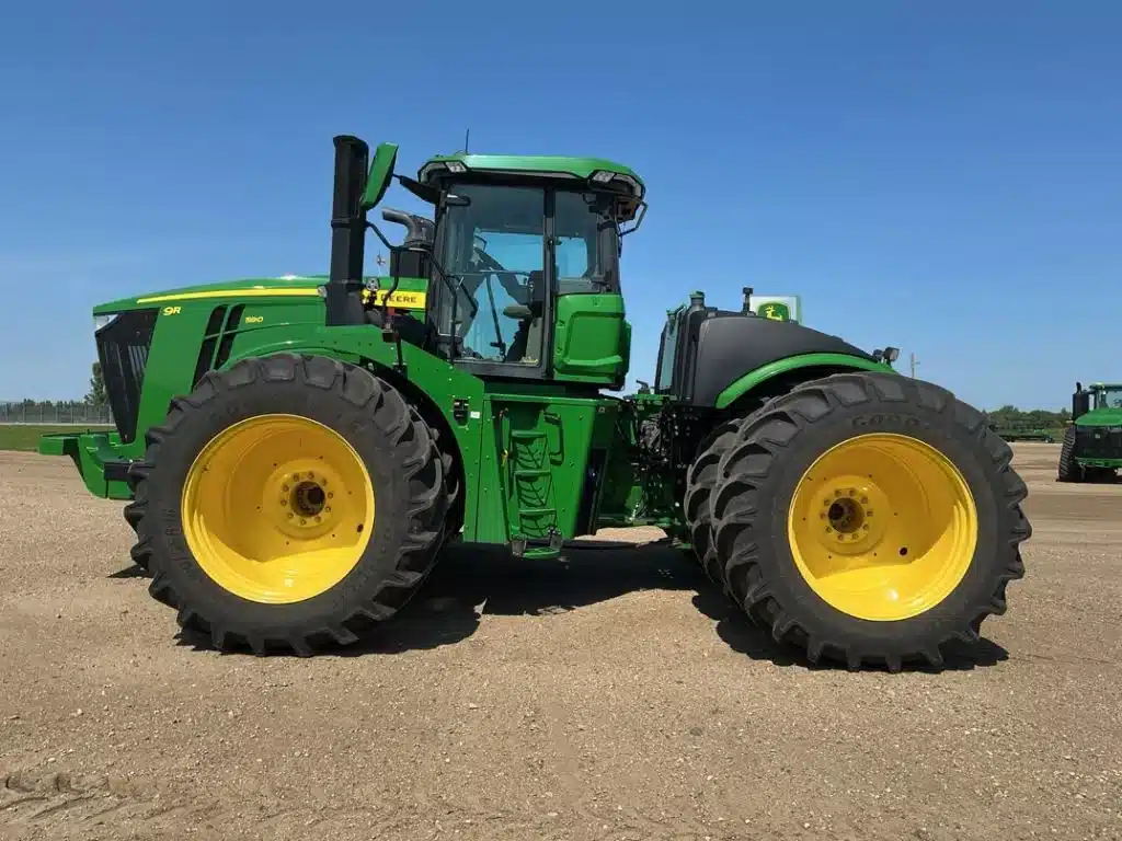 Photo de la Galerie 2 pour 2022 John Deere 9R 590 Tracteur