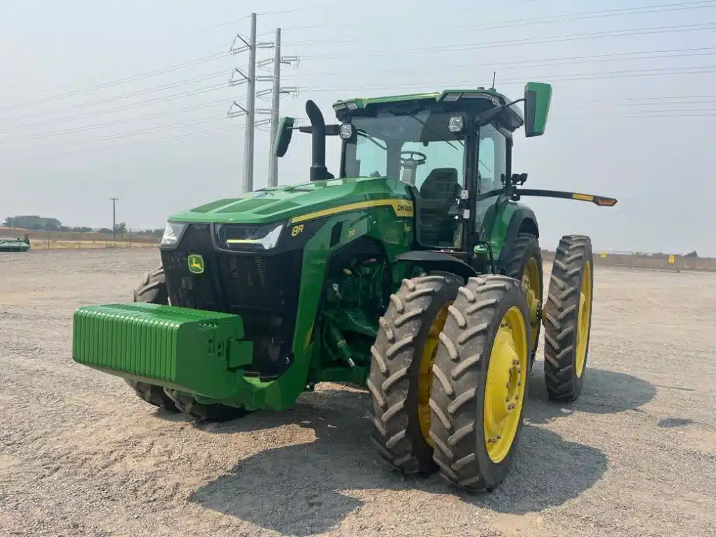 Photo de la Galerie 1 pour 2025 John Deere 8R 310 Tracteur