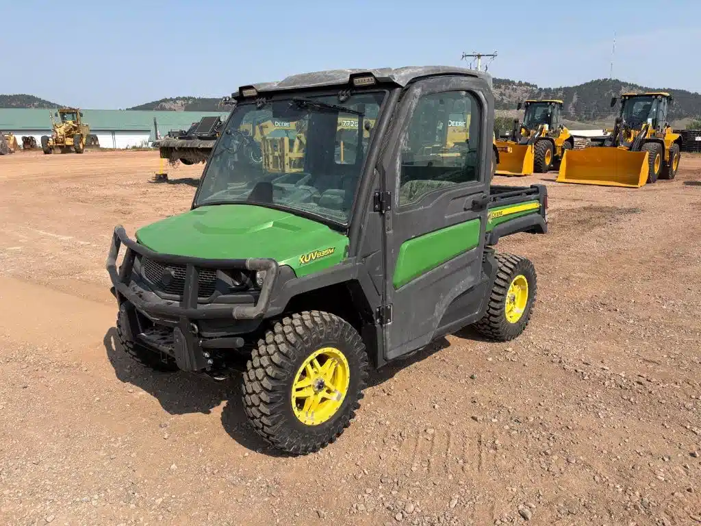 Gallery image 1 for 2018 John Deere XUV 835M Utility Vehicle