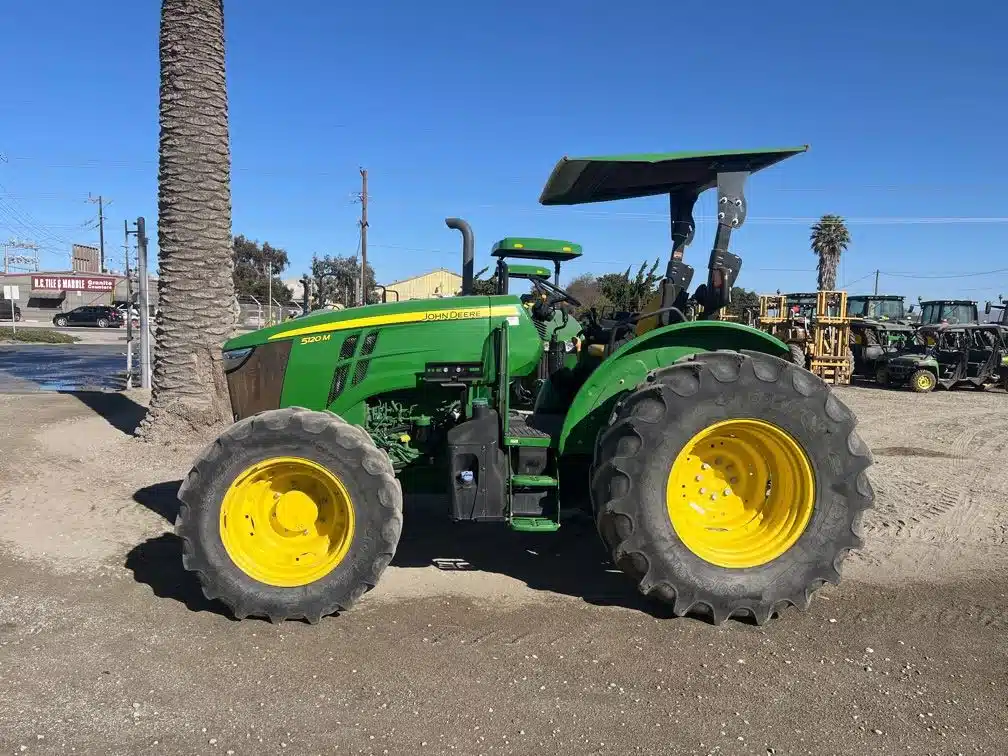 Gallery image 2 for 2024 John Deere 5120M Tractor