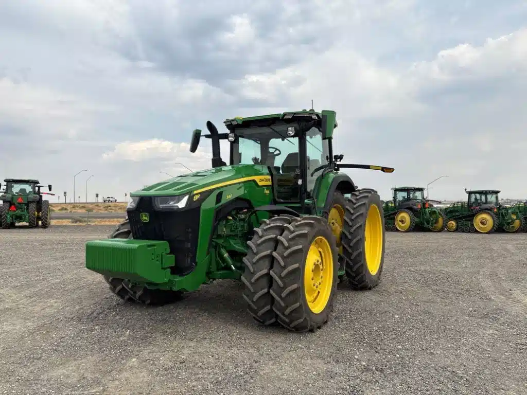 Gallery image 1 for 2025 John Deere 8R 340 Tractor