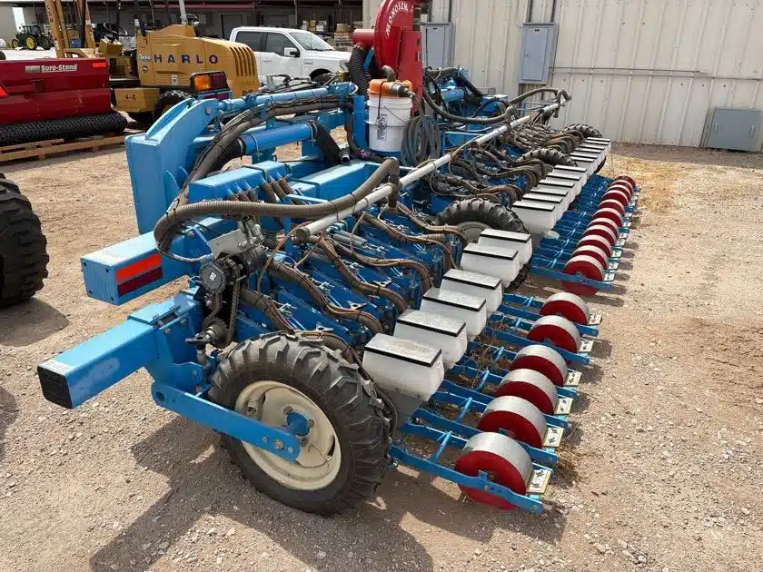 Gallery image 2 for 2024 Monosem MSA1830 Planter